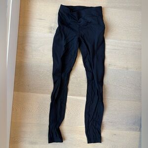 Lululemon Athletica Fleece Lined Leggings in Black - Size 2